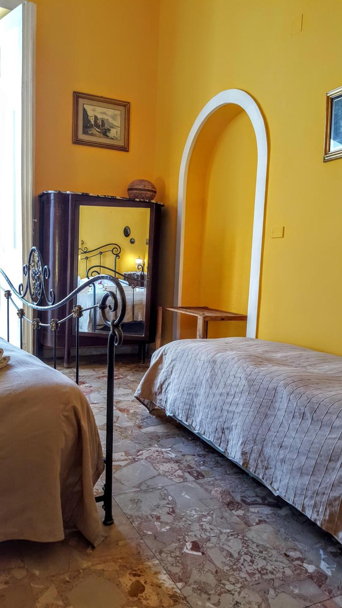 A Casa Di Mamma Bed & Breakfast Naples Room photo
